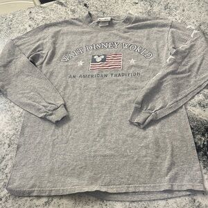 Vintage Walt Disney World Long Sleeve Cotton Gray tshirt adult‎ size XS